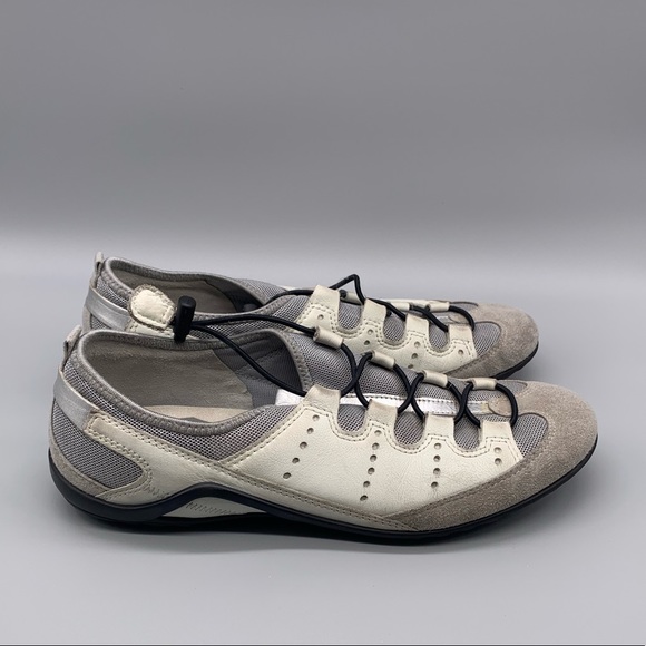 ecco vibration toggle sneaker